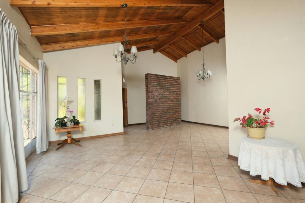 3. Tìm Kiếm và Đánh Giá Bất Động Sản